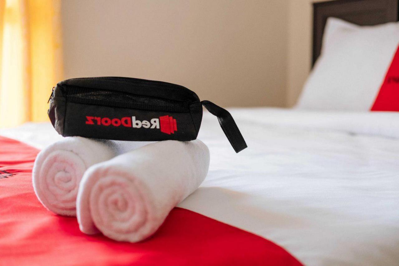 Reddoorz @ Jalan Brigjend Katamso Medan 2 Hotel Kültér fotó